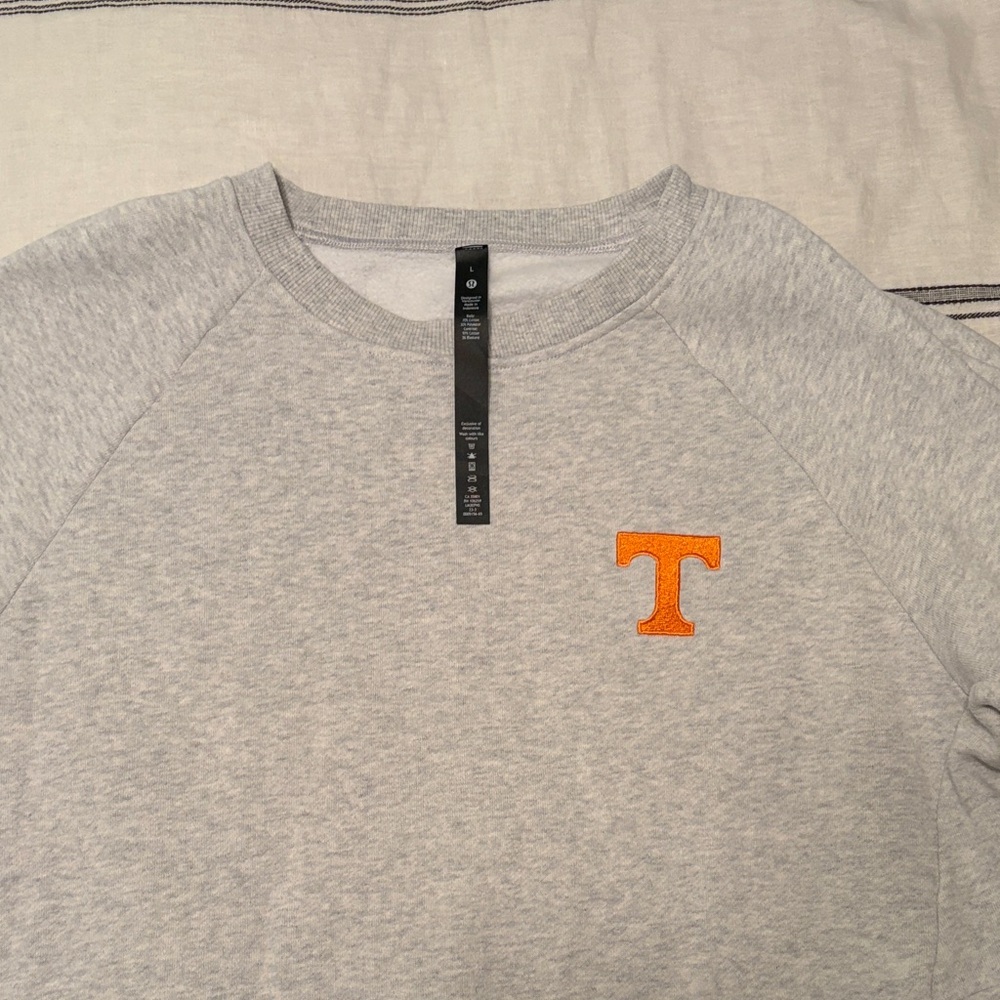 lululemon athletica Heather Gray Crewneck Sweatshirt University of Tennessee